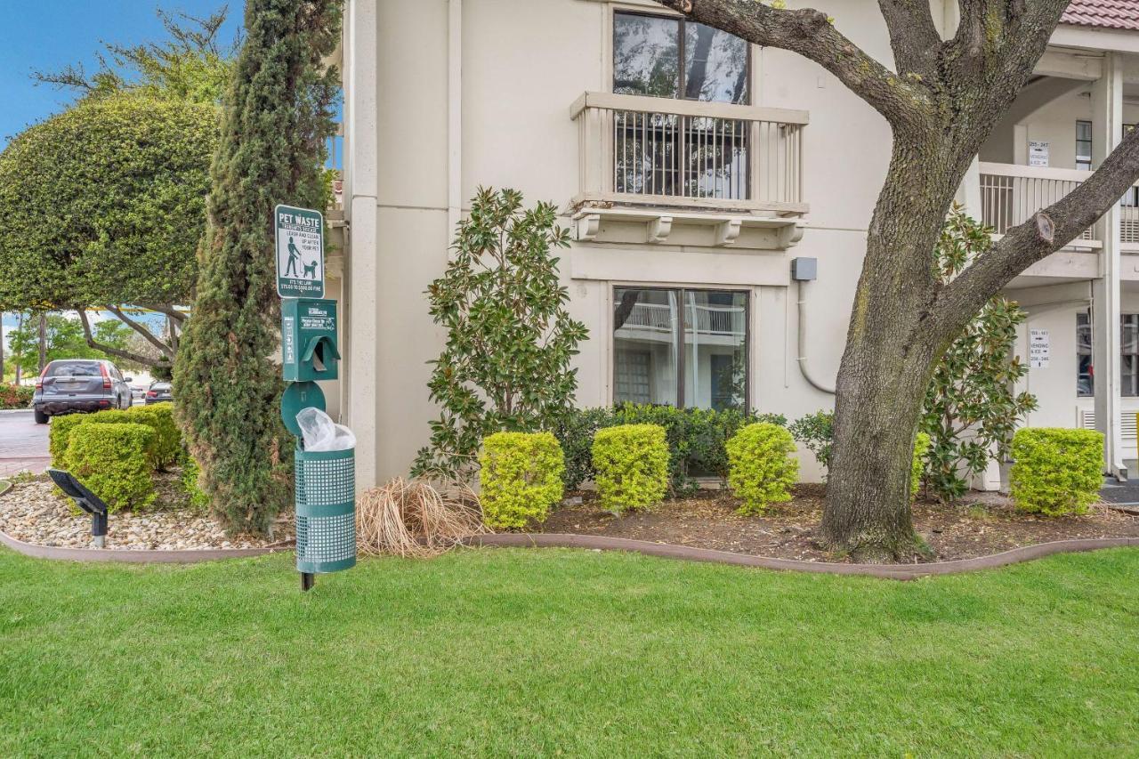 Motel 6-Dallas, Tx - Market Center Exterior photo