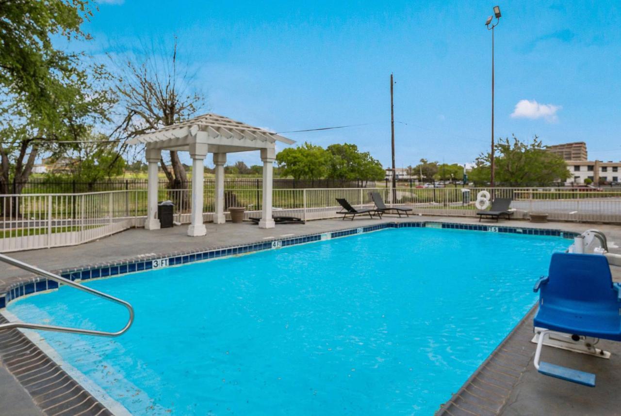 Motel 6-Dallas, Tx - Market Center Exterior photo