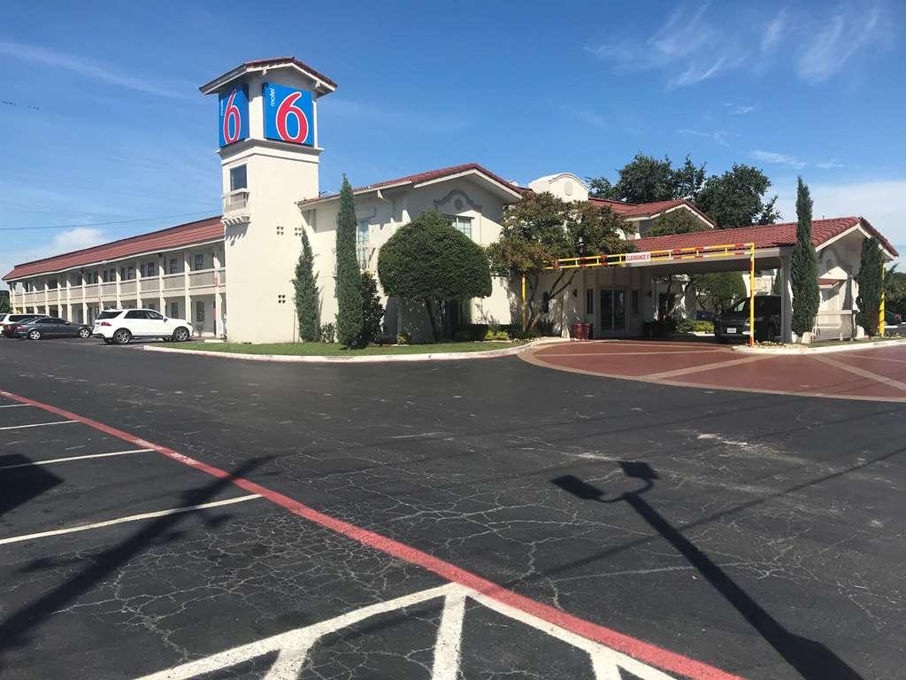 Motel 6-Dallas, Tx - Market Center Exterior photo