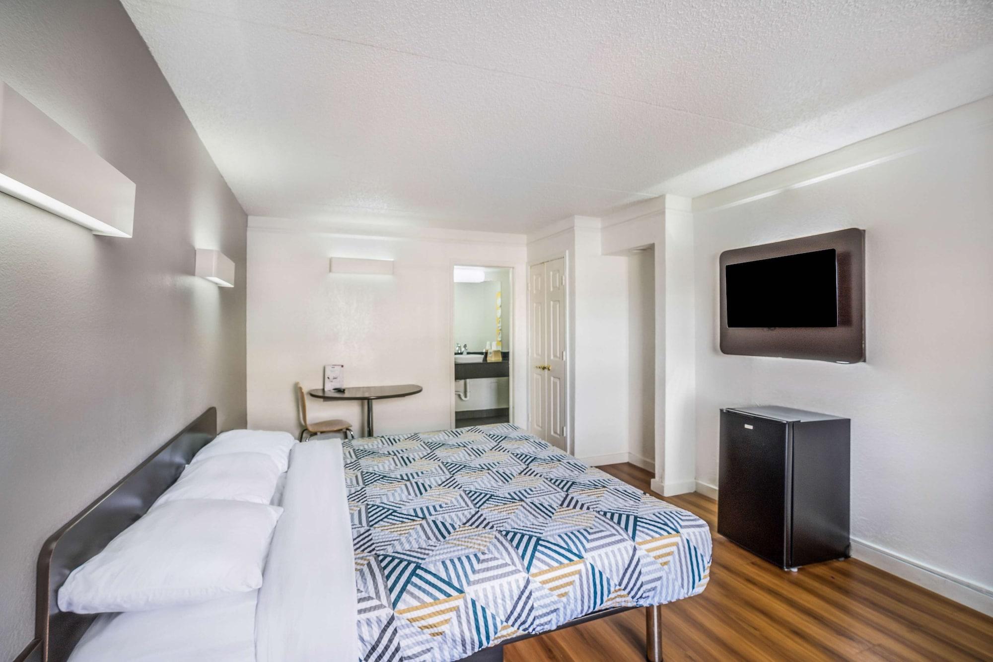 Motel 6-Dallas, Tx - Market Center Exterior photo