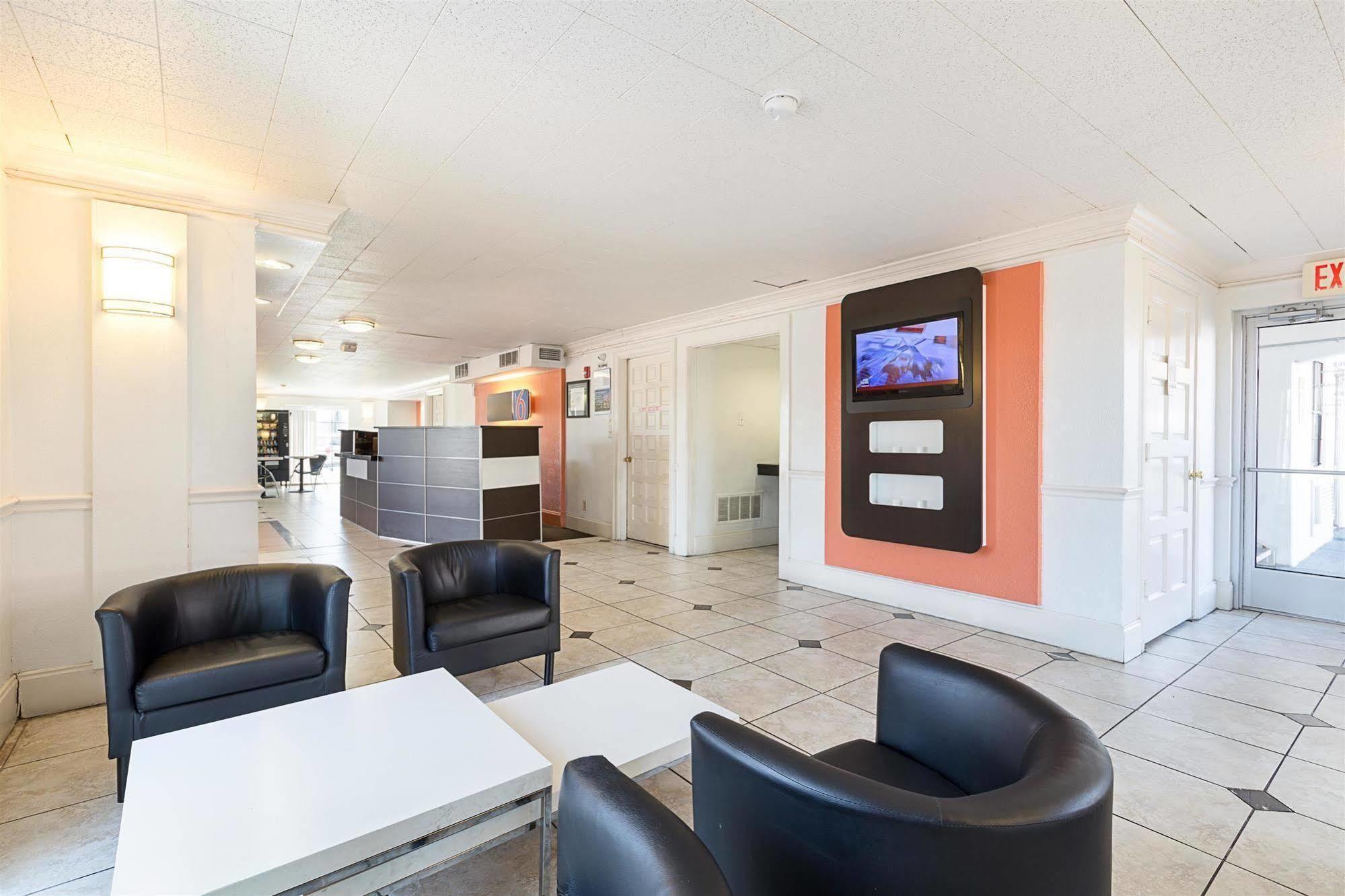 Motel 6-Dallas, Tx - Market Center Exterior photo