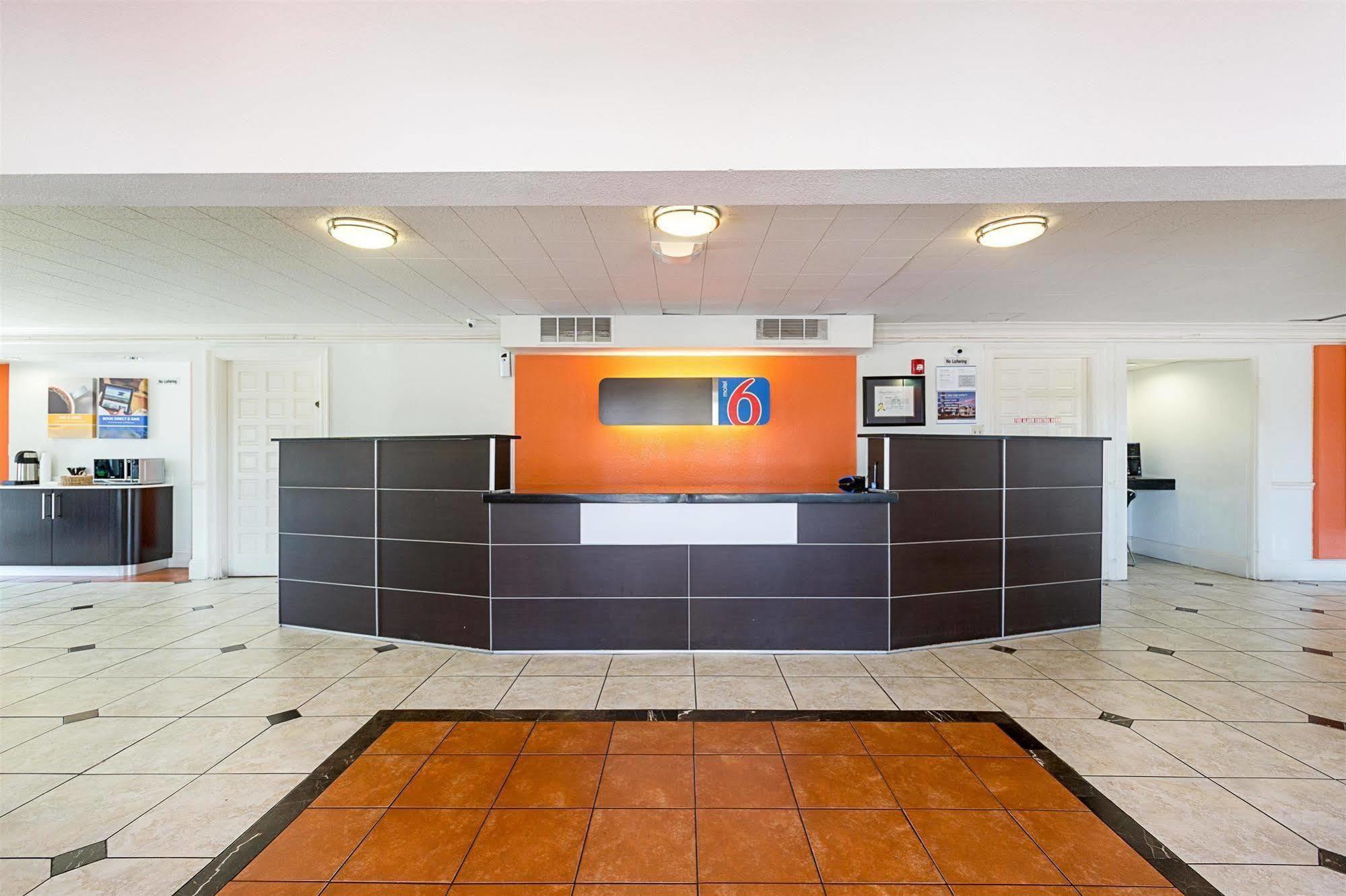 Motel 6-Dallas, Tx - Market Center Exterior photo